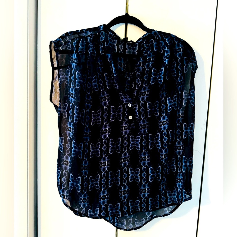 Banana Republic blouse